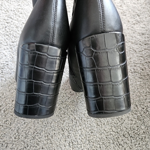 Franco Sarto Harmond Black Chubky heel square toe Bootie 10M - Picture 8 of 10